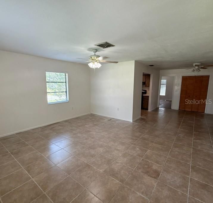 For Rent: $1,995 (2 beds, 2 baths, 1098 Square Feet)