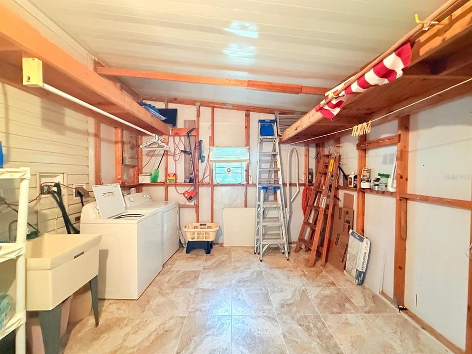 For Sale: $269,900 (3 beds, 2 baths, 1334 Square Feet)