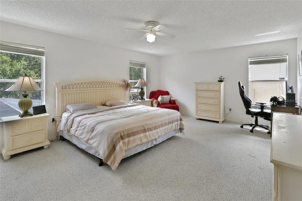 For Sale: $450,000 (4 beds, 2 baths, 2396 Square Feet)