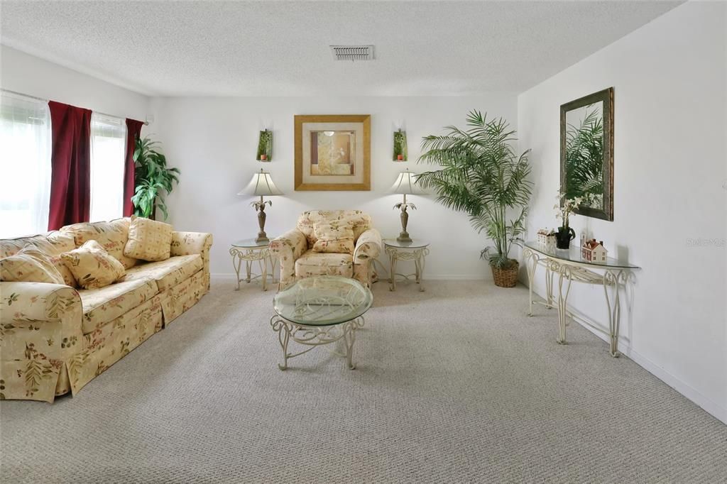 For Sale: $450,000 (4 beds, 2 baths, 2396 Square Feet)