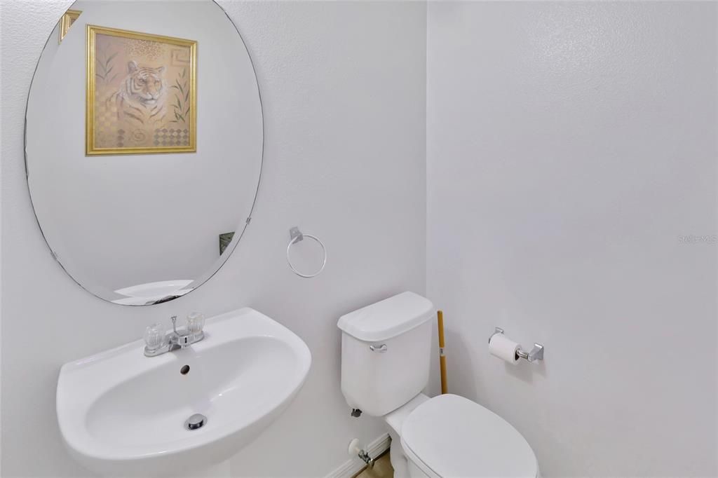 For Sale: $450,000 (4 beds, 2 baths, 2396 Square Feet)