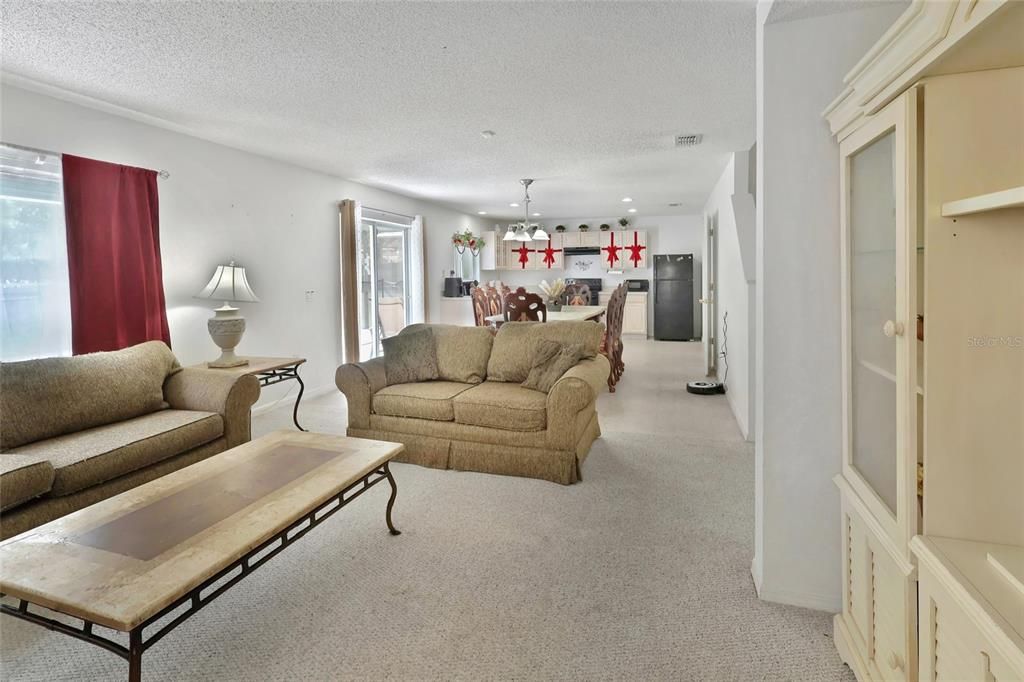 For Sale: $450,000 (4 beds, 2 baths, 2396 Square Feet)