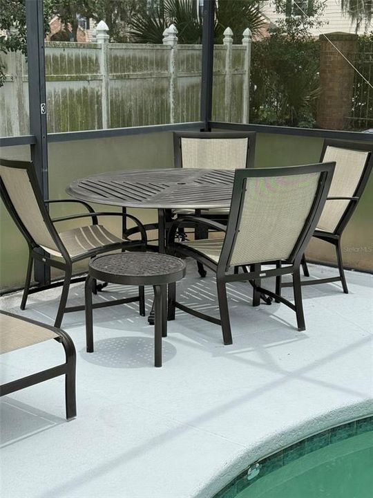 For Sale: $450,000 (4 beds, 2 baths, 2396 Square Feet)