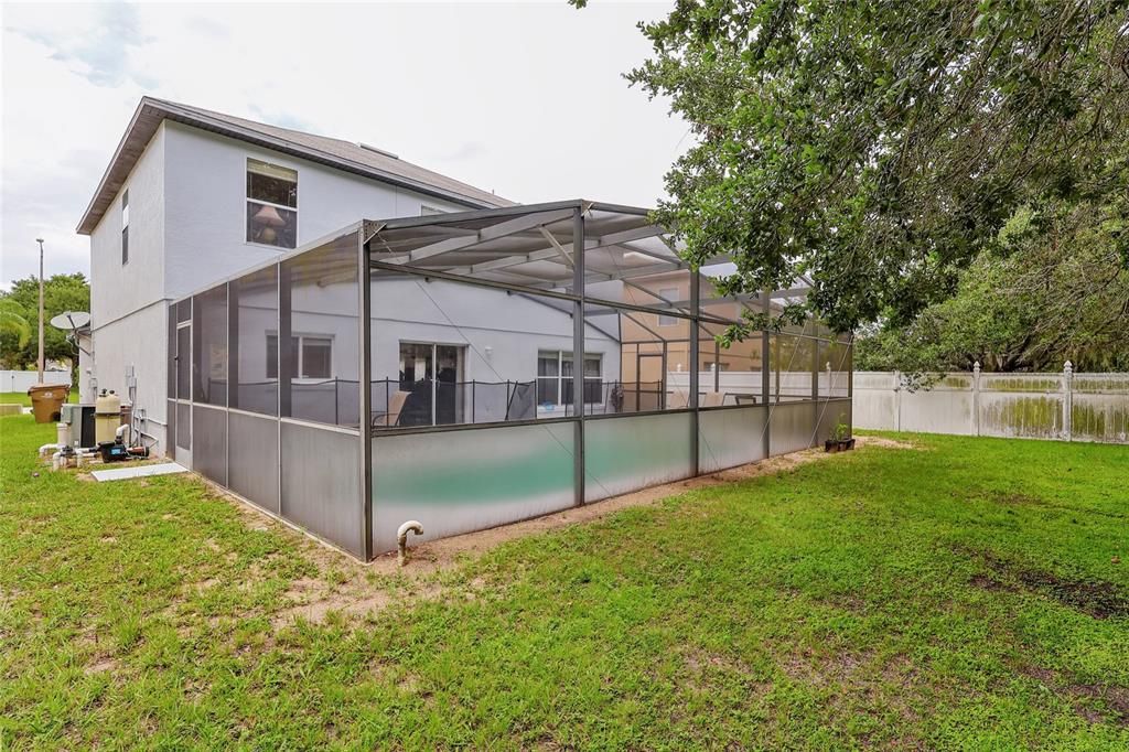 For Sale: $450,000 (4 beds, 2 baths, 2396 Square Feet)