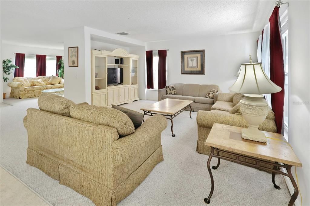 For Sale: $450,000 (4 beds, 2 baths, 2396 Square Feet)