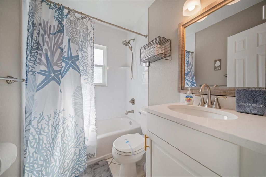 En Venta: $375,000 (2 camas, 1 baños, 865 Pies cuadrados)