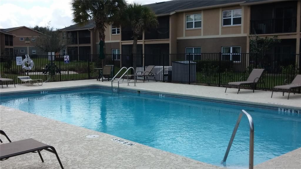 В аренду: $1,600 (2 спален, 2 ванн, 905 Квадратных фут)