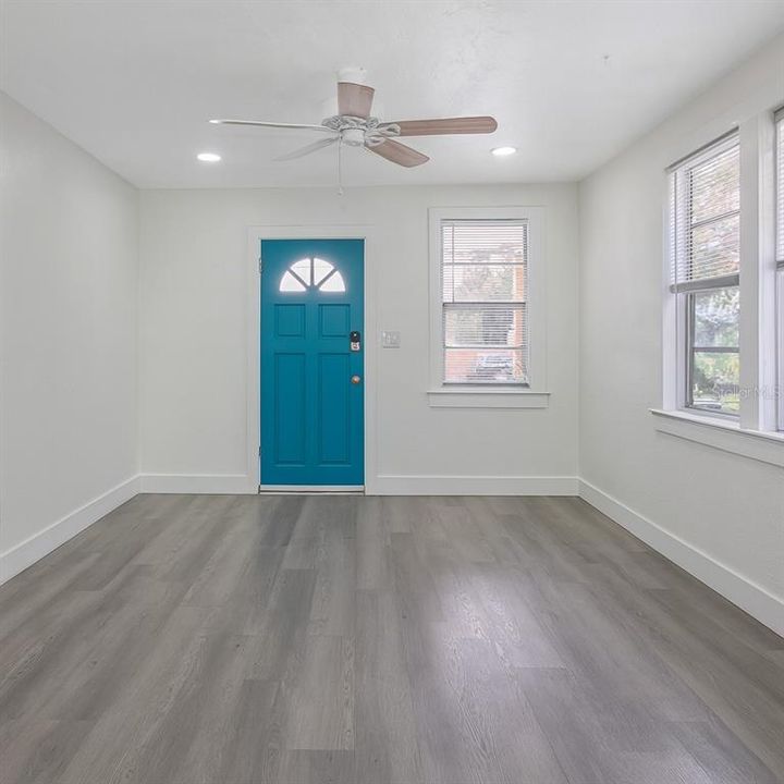 En Renta: $1,875 (2 camas, 1 baños, 700 Pies cuadrados)