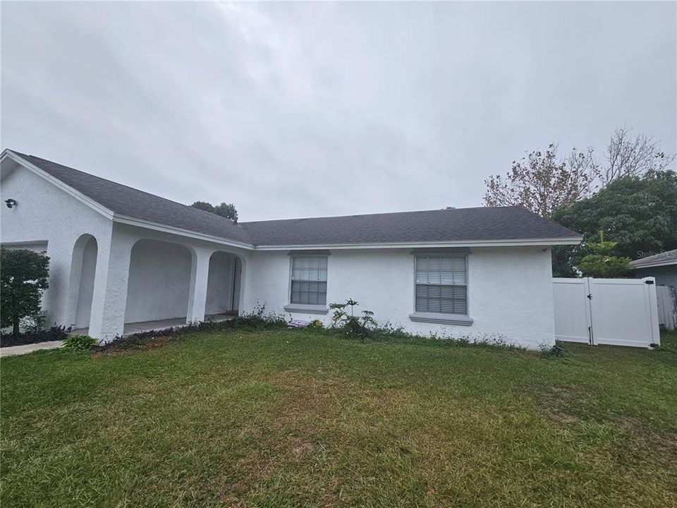 For Rent: $1,100 (1 beds, 1 baths, 350 Square Feet)