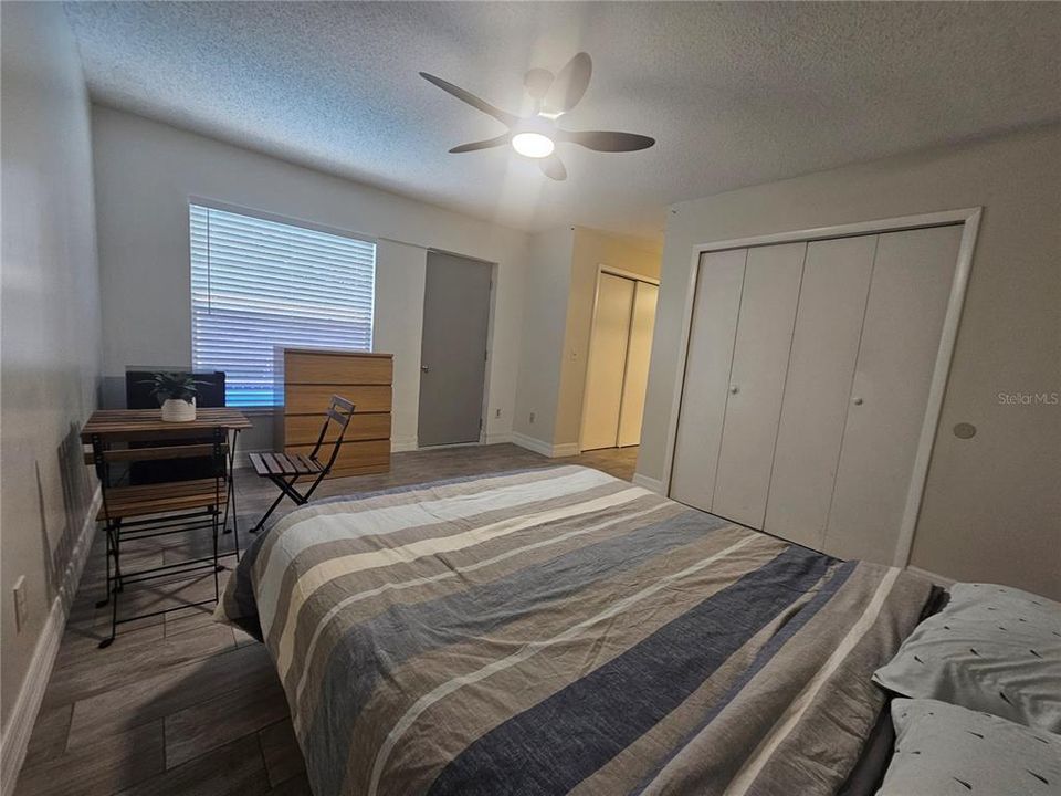 For Rent: $1,100 (1 beds, 1 baths, 350 Square Feet)