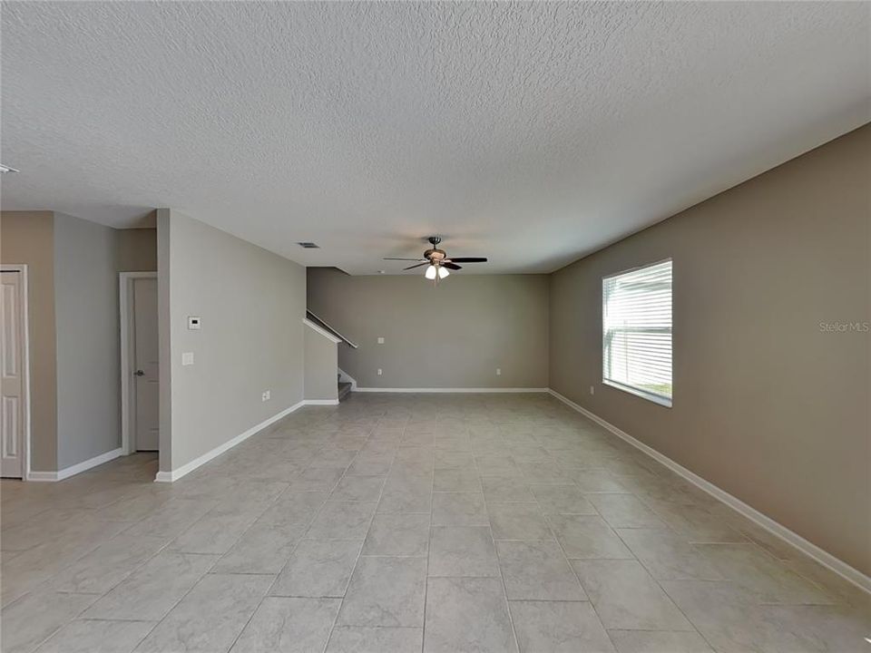 For Rent: $1,959 (3 beds, 2 baths, 2584 Square Feet)