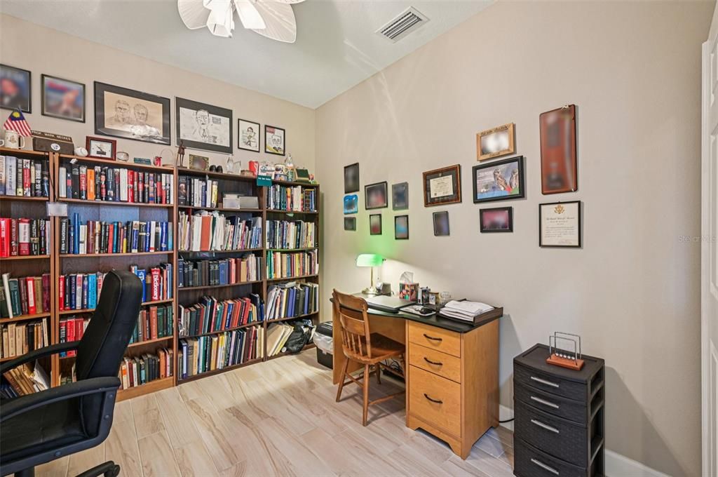 待售: $379,900 (3 贝兹, 2 浴室, 1800 平方英尺)