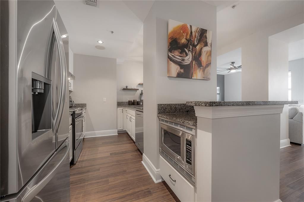 For Sale: $659,900 (2 beds, 2 baths, 1590 Square Feet)