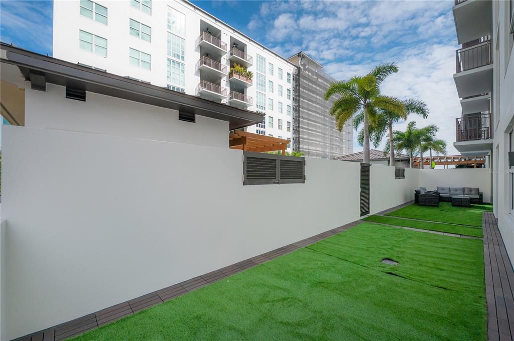 For Sale: $659,900 (2 beds, 2 baths, 1590 Square Feet)