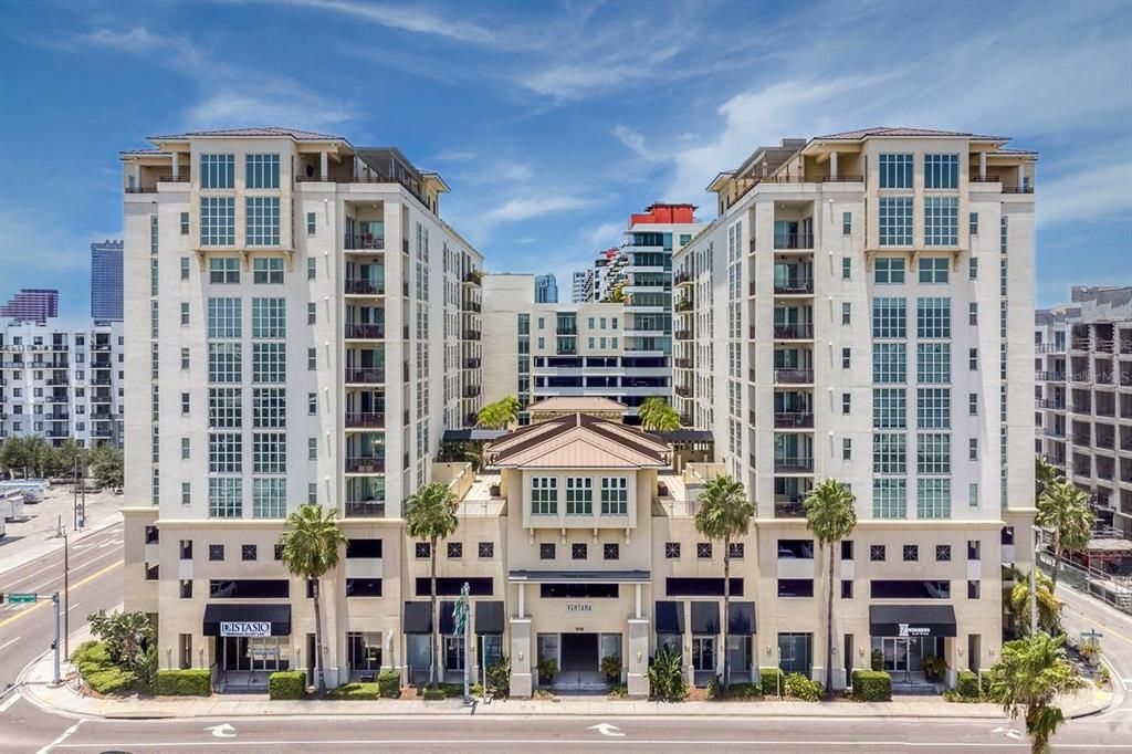 For Sale: $659,900 (2 beds, 2 baths, 1590 Square Feet)