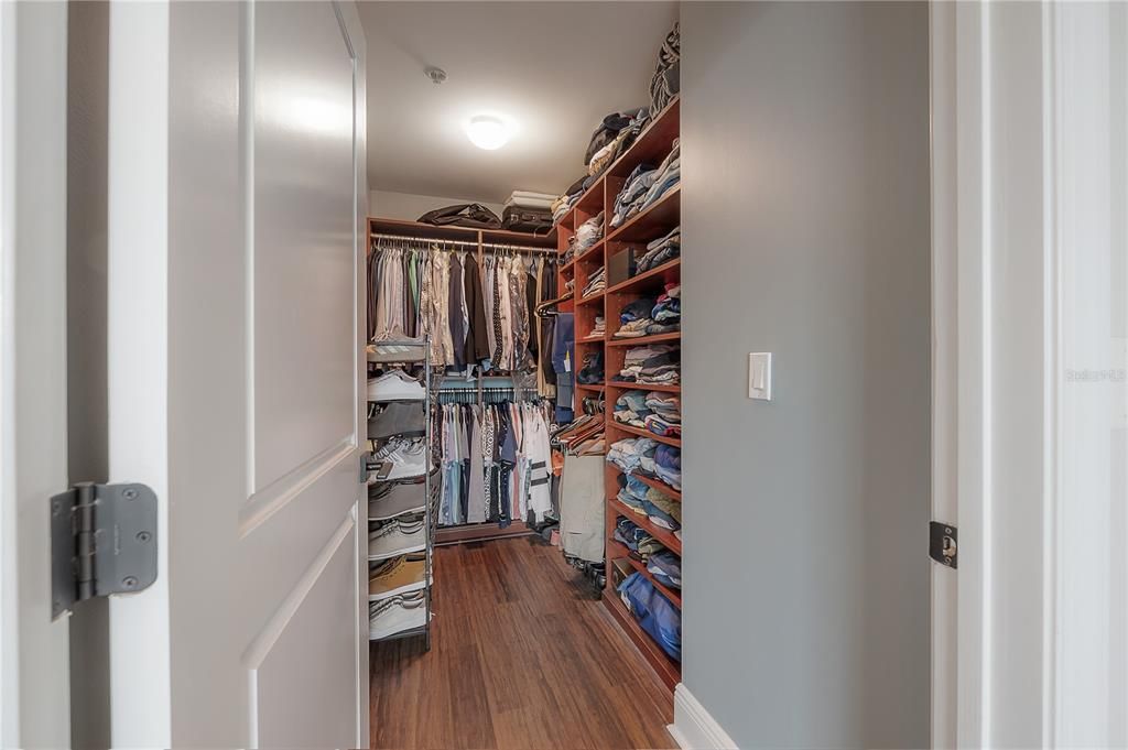 For Sale: $659,900 (2 beds, 2 baths, 1590 Square Feet)