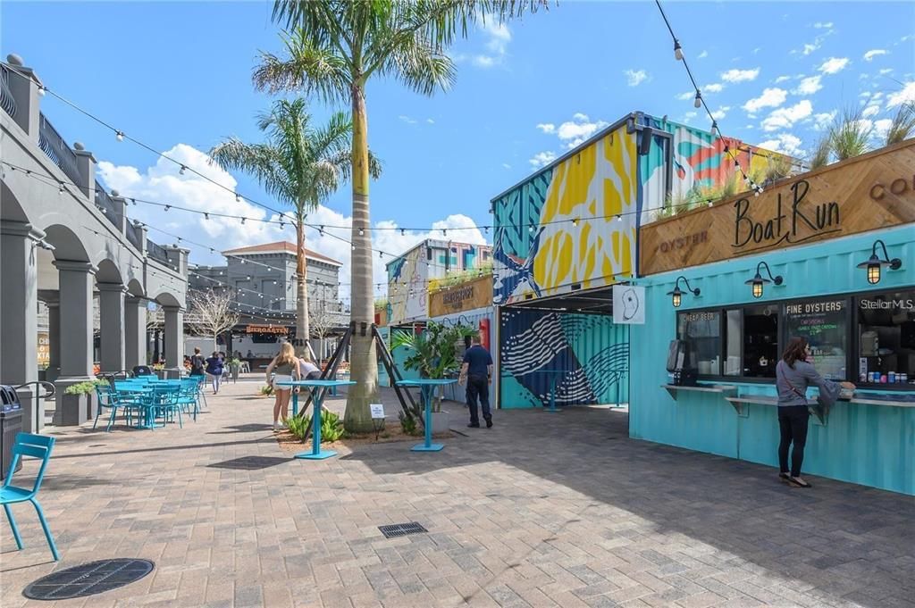 For Sale: $659,900 (2 beds, 2 baths, 1590 Square Feet)