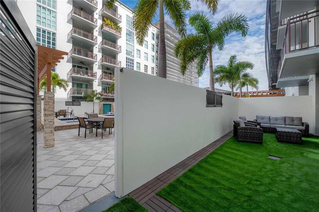 For Sale: $659,900 (2 beds, 2 baths, 1590 Square Feet)