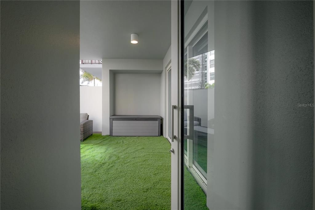 For Sale: $659,900 (2 beds, 2 baths, 1590 Square Feet)