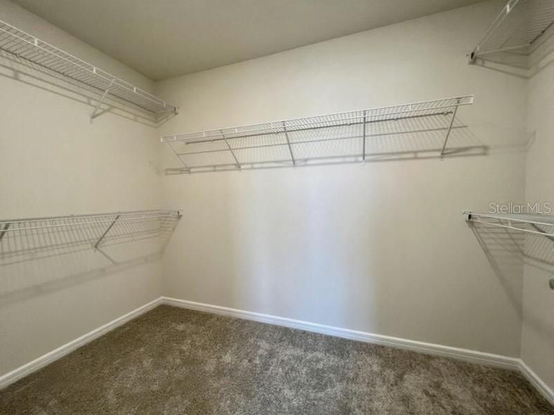 For Rent: $2,145 (3 beds, 2 baths, 2072 Square Feet)