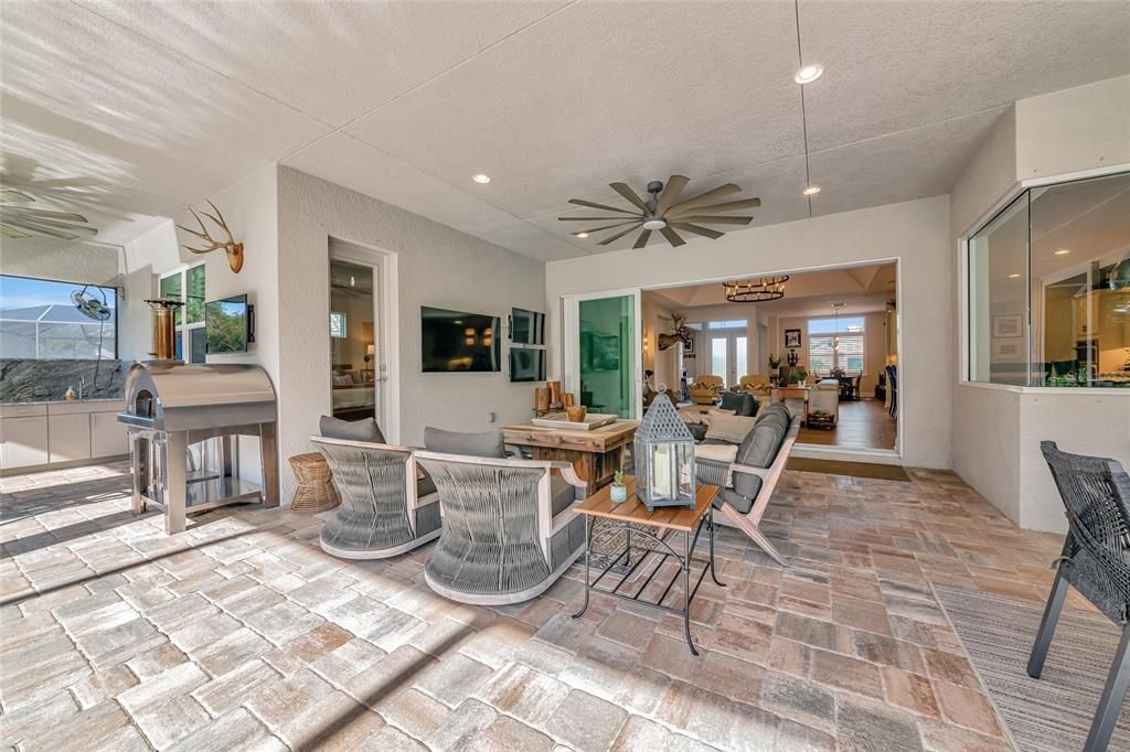 For Sale: $1,190,000 (4 beds, 4 baths, 3400 Square Feet)