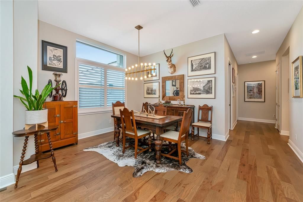 For Sale: $1,190,000 (4 beds, 4 baths, 3400 Square Feet)