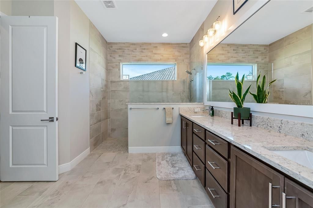 For Sale: $1,190,000 (4 beds, 4 baths, 3400 Square Feet)