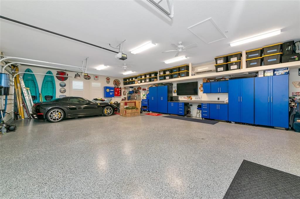 For Sale: $1,190,000 (4 beds, 4 baths, 3400 Square Feet)