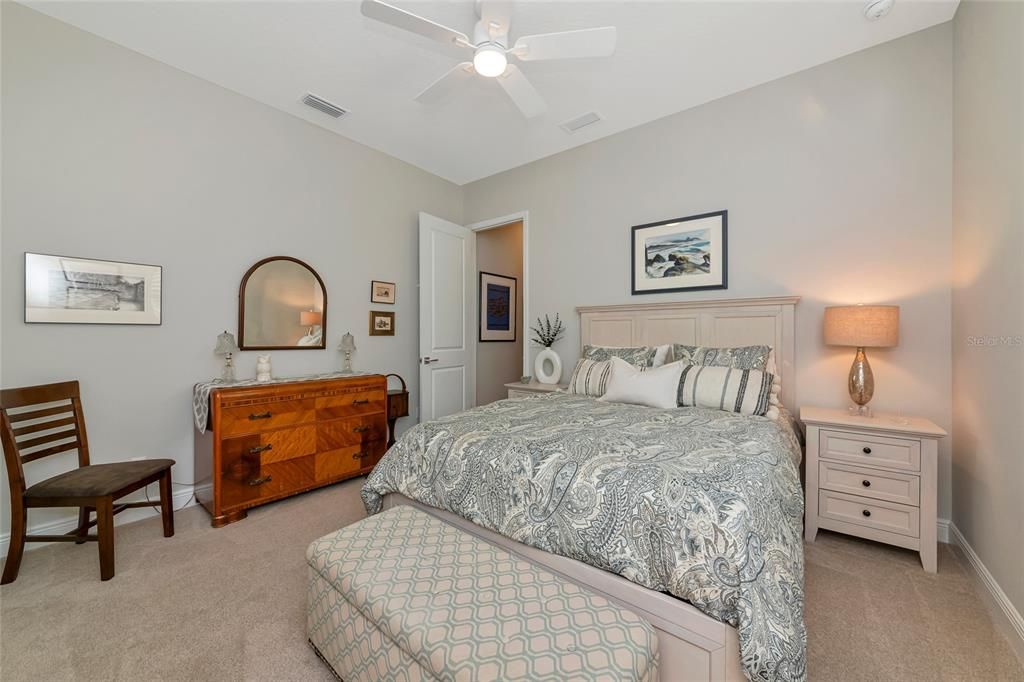 For Sale: $1,190,000 (4 beds, 4 baths, 3400 Square Feet)