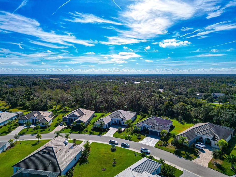 For Sale: $1,190,000 (4 beds, 4 baths, 3400 Square Feet)