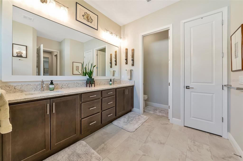 For Sale: $1,190,000 (4 beds, 4 baths, 3400 Square Feet)