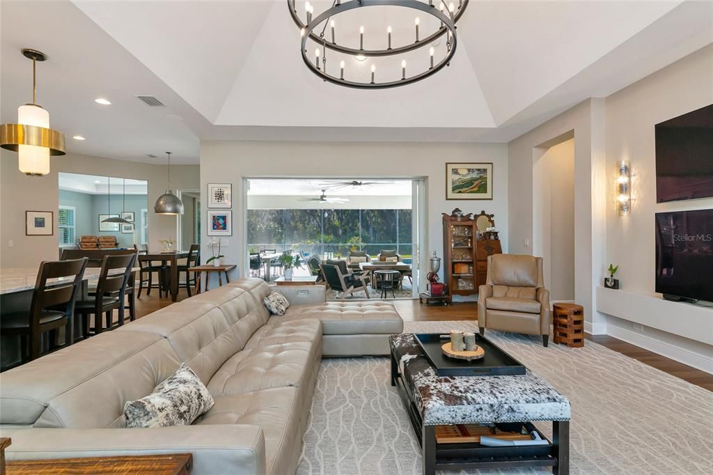 For Sale: $1,190,000 (4 beds, 4 baths, 3400 Square Feet)