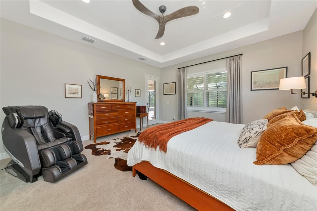 For Sale: $1,190,000 (4 beds, 4 baths, 3400 Square Feet)