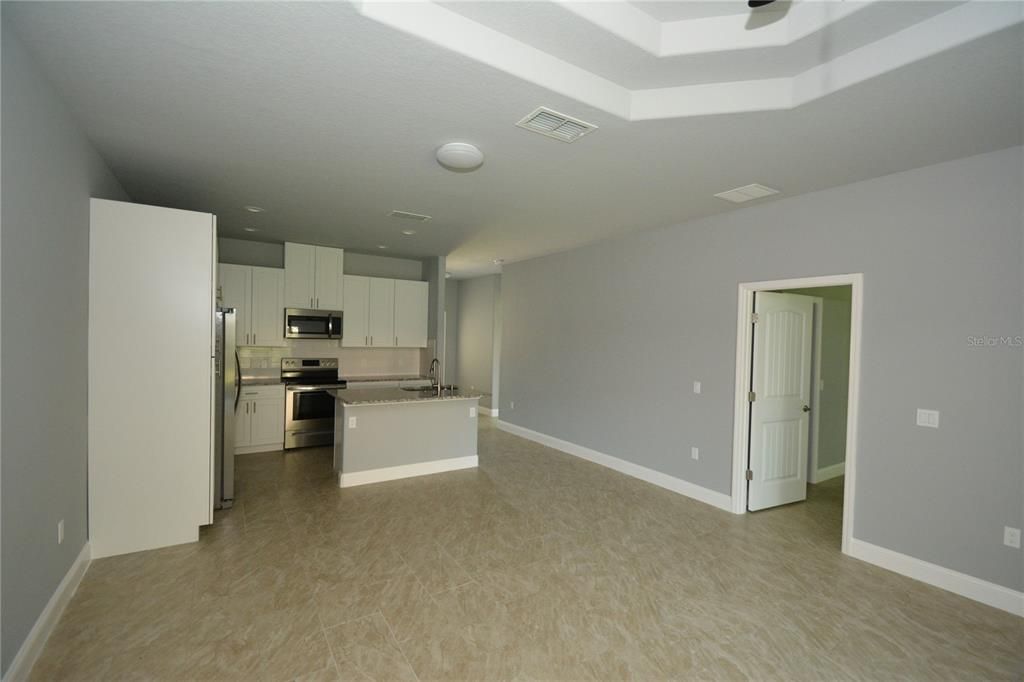 For Rent: $1,775 (3 beds, 2 baths, 1206 Square Feet)