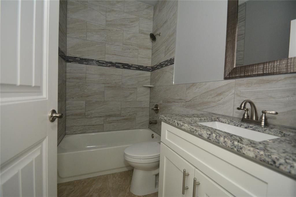 For Rent: $1,775 (3 beds, 2 baths, 1206 Square Feet)