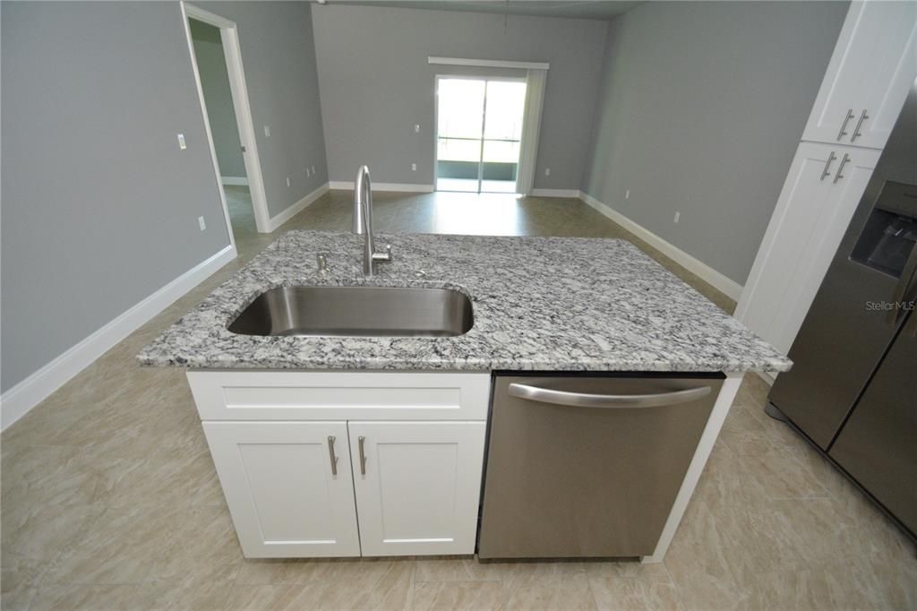 For Rent: $1,775 (3 beds, 2 baths, 1206 Square Feet)