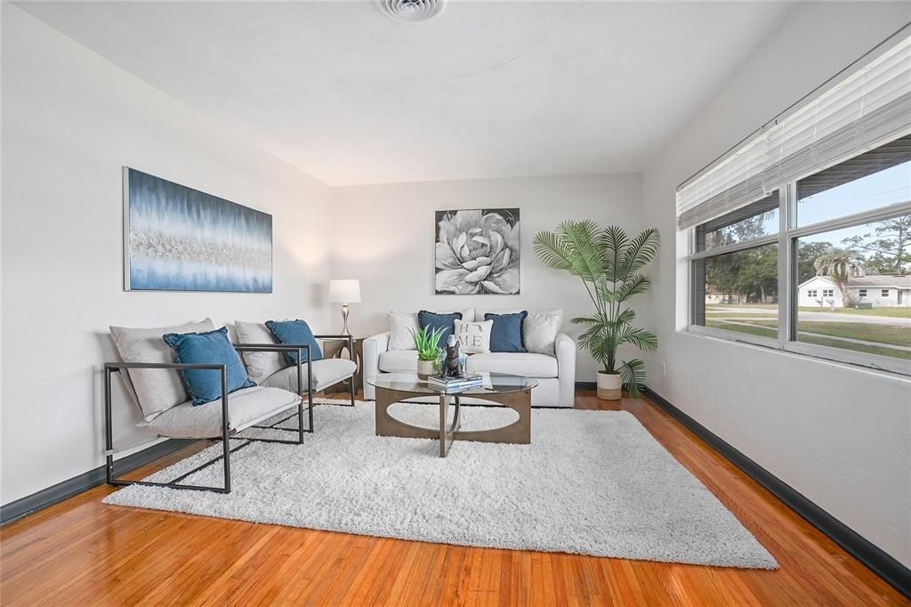 For Sale: $259,000 (3 beds, 2 baths, 1400 Square Feet)