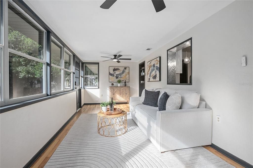 For Sale: $259,000 (3 beds, 2 baths, 1400 Square Feet)