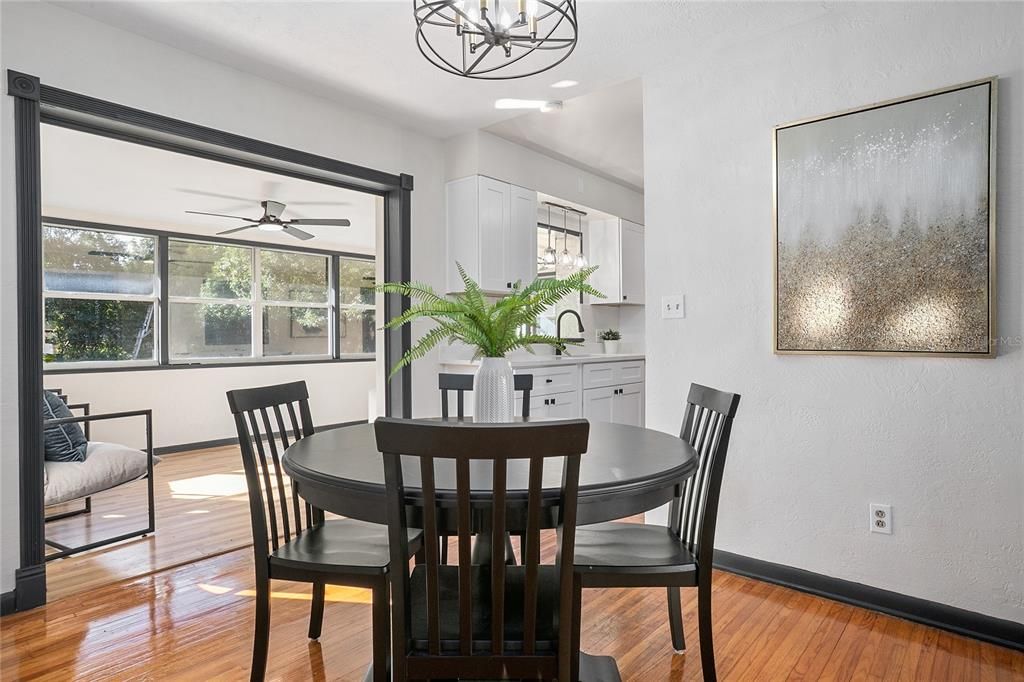 For Sale: $259,000 (3 beds, 2 baths, 1400 Square Feet)