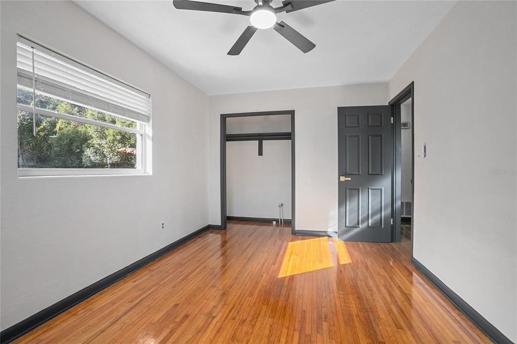 For Sale: $259,000 (3 beds, 2 baths, 1400 Square Feet)