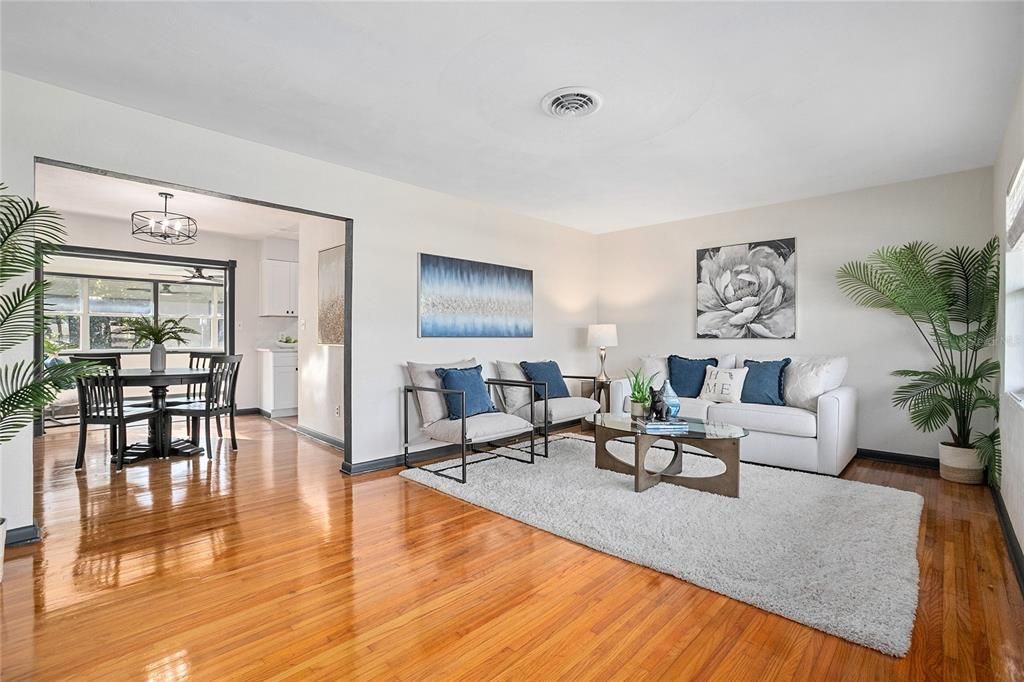 For Sale: $259,000 (3 beds, 2 baths, 1400 Square Feet)