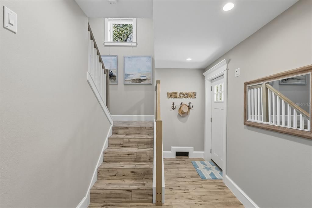 For Sale: $3,495,000 (7 beds, 6 baths, 3078 Square Feet)