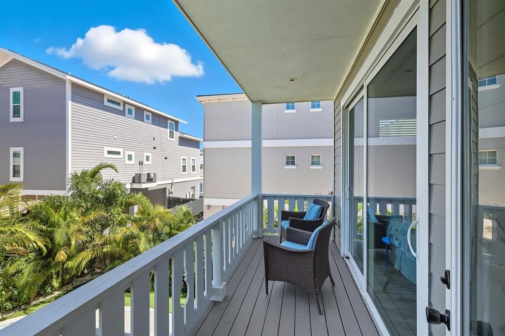 For Sale: $3,495,000 (7 beds, 6 baths, 3078 Square Feet)