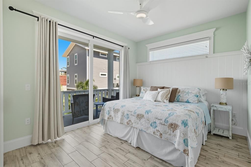 For Sale: $3,495,000 (7 beds, 6 baths, 3078 Square Feet)