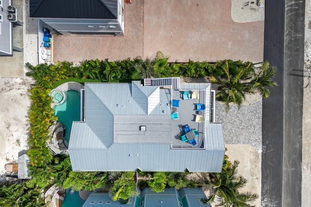 For Sale: $3,495,000 (7 beds, 6 baths, 3078 Square Feet)