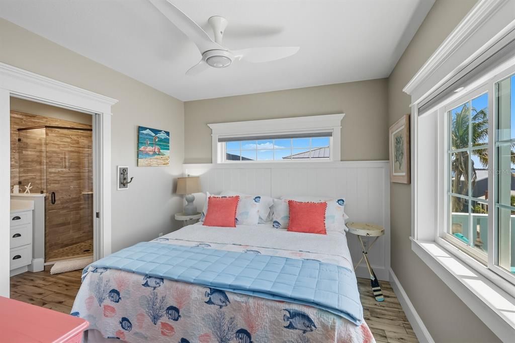 For Sale: $3,495,000 (7 beds, 6 baths, 3078 Square Feet)