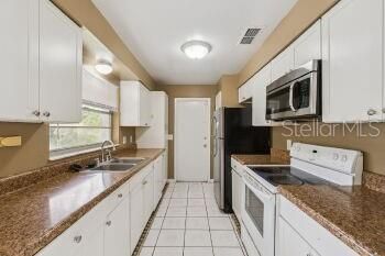 出租: $1,825 (3 贝兹, 2 浴室, 1148 平方英尺)