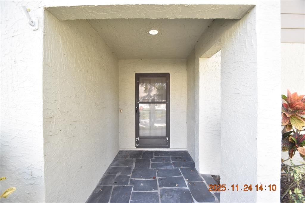 En Renta: $2,295 (2 camas, 2 baños, 1355 Pies cuadrados)