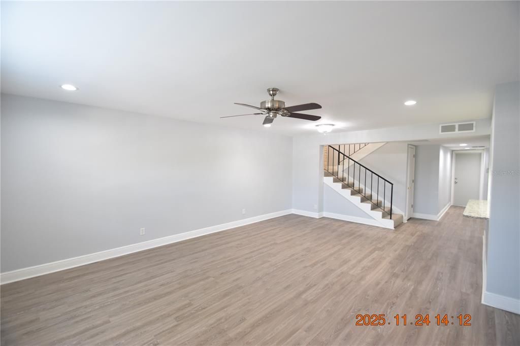 En Renta: $2,295 (2 camas, 2 baños, 1355 Pies cuadrados)