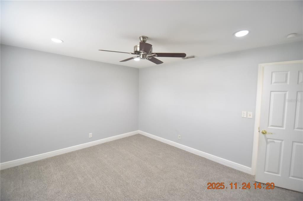 En Renta: $2,295 (2 camas, 2 baños, 1355 Pies cuadrados)